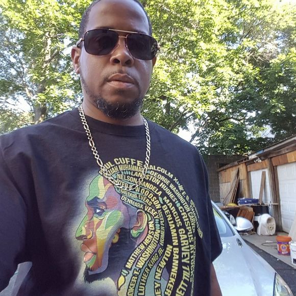 Meet your Posher, John - Picture 1 of 1